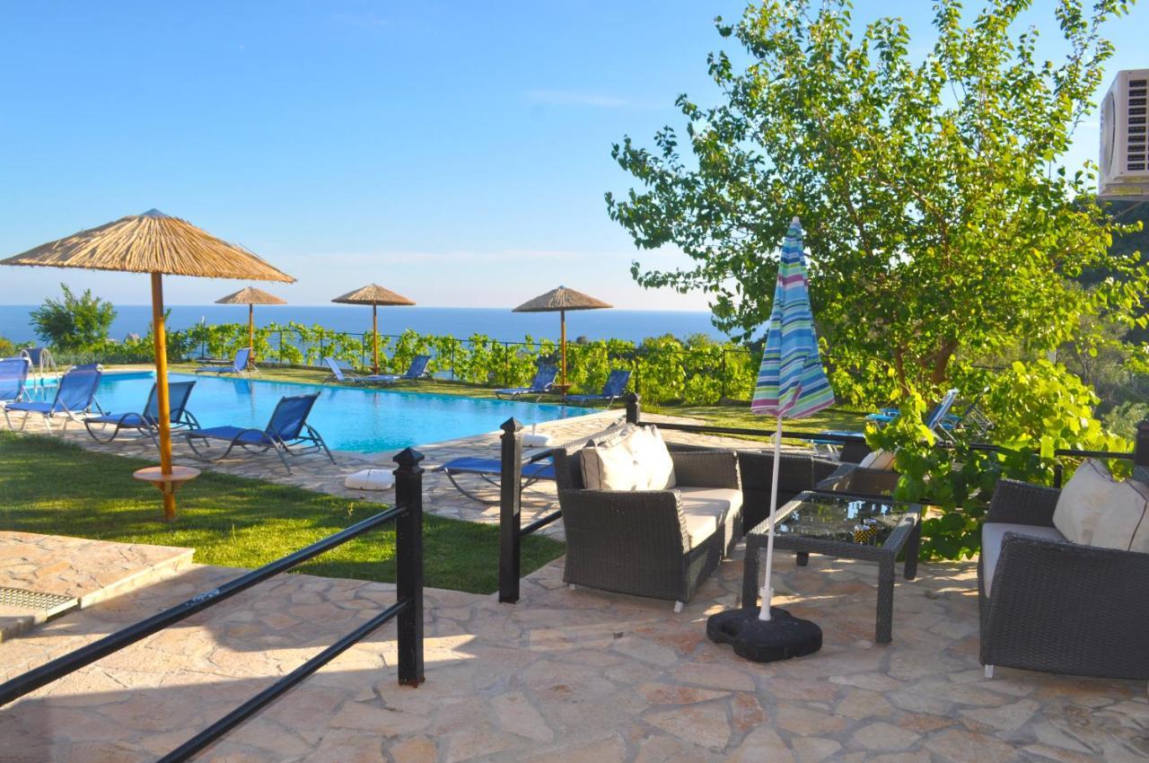Large Apartment By The Pool - Pelekas Beach, Corfu Ngoại thất bức ảnh