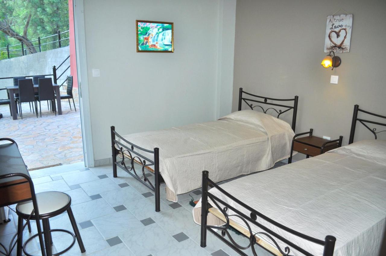 Large Apartment By The Pool - Pelekas Beach, Corfu Ngoại thất bức ảnh